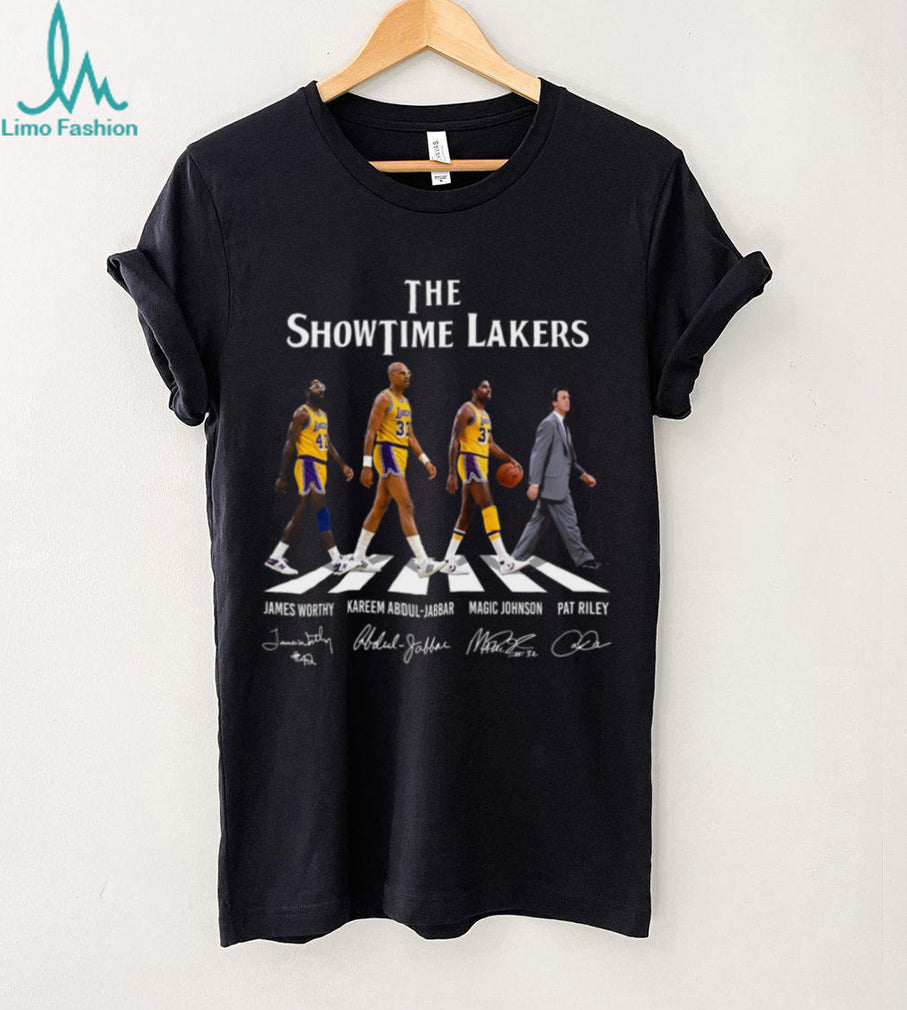 The Showtime Lakers Kareem Abdul Jabbar Magic Johnson 1980s Vintage Basketball Retro Style Shirt