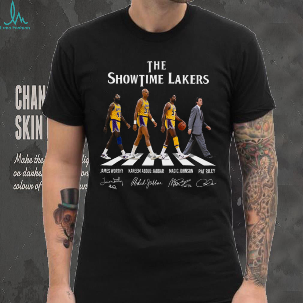 The Showtime Lakers Kareem Abdul Jabbar Magic Johnson 1980s Vintage Basketball Retro Style Shirt