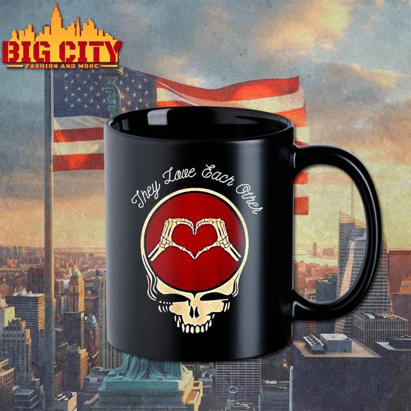 They Love Each Other Cute Valentines Day Dead Head Jerry Garcia And Bob Weir Shirt