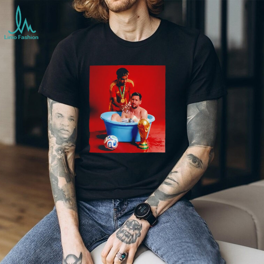 Yamal bathes Messi 2026 World Cup graphic shirt