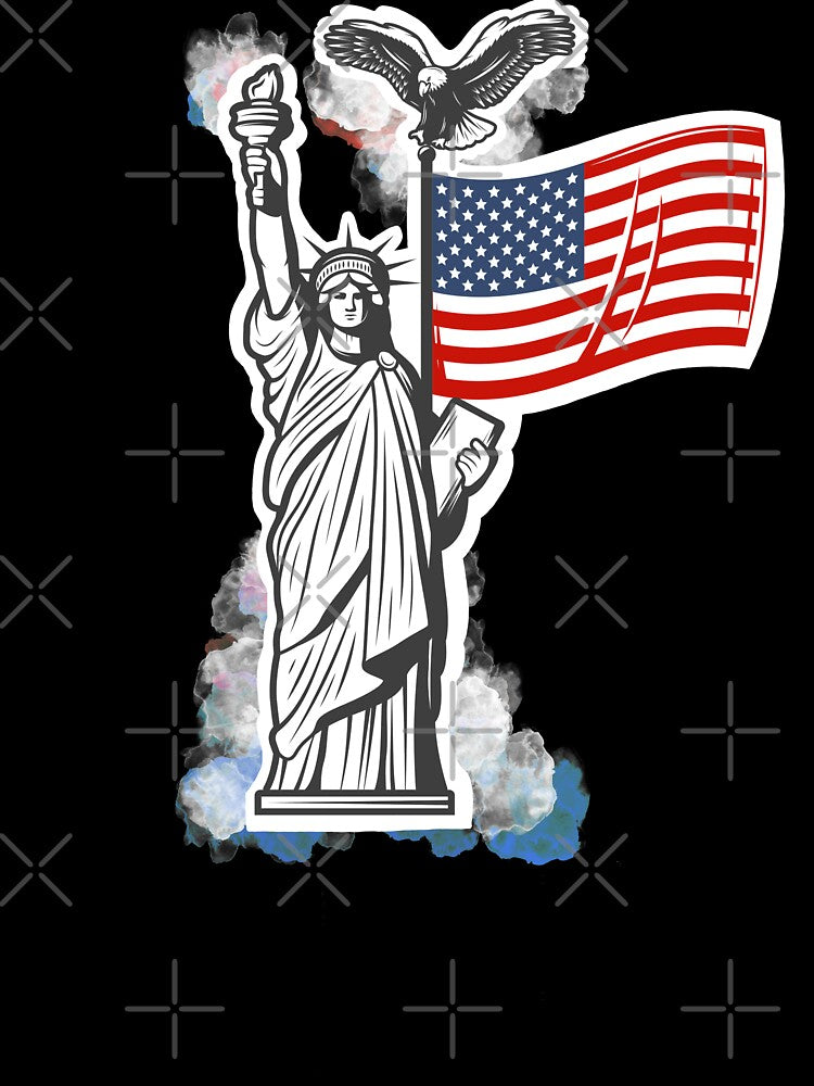 Statue of Liberty (Independence day) T-shirt by BeyoBug
