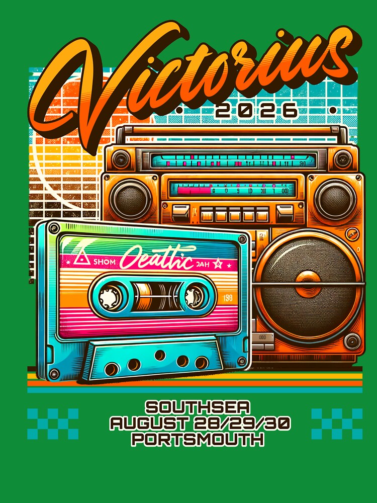 Vintage victorious by DuffWebTShirts