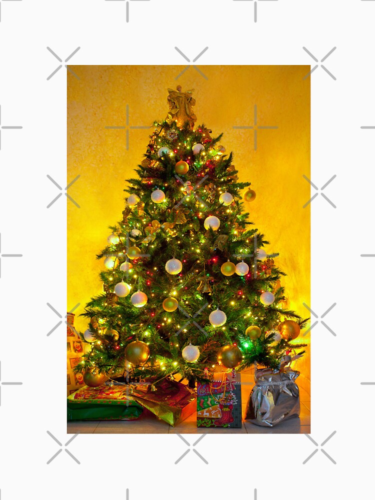Christmas Tree With Gift - Christmas Gifts by Delandor