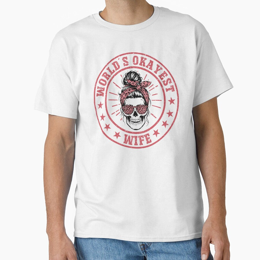 World´s Okayest Mom Funny Skull Wife Retro Vintage Badge Cool Mom Gift Rocker Mom by Dmetalx Art Apparel