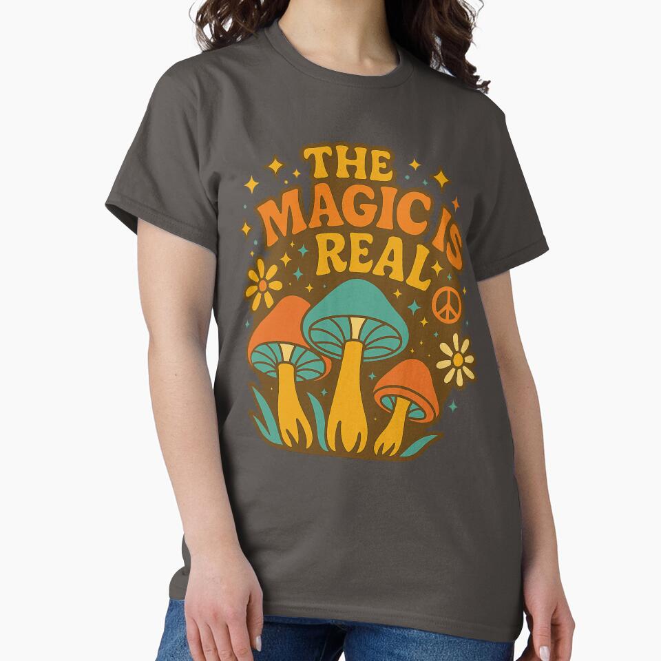 The Magic Is Real – Retro 70s Psychedelic Mushroom by getpressedshirt