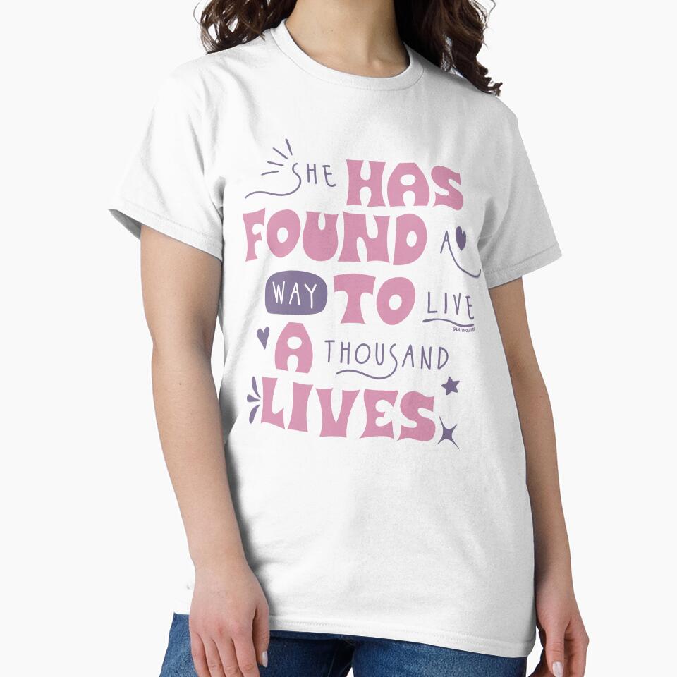 She Has Found A Way To Live A Thousand Lives / Pink Purple Bookish Aesthetic Bookworm Quote For Kindle Reading Book Lovers Smuttok Tbr by Latinoladas