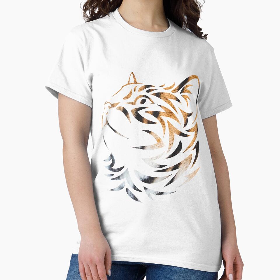 Curious Tiger Cat by HoneyLine