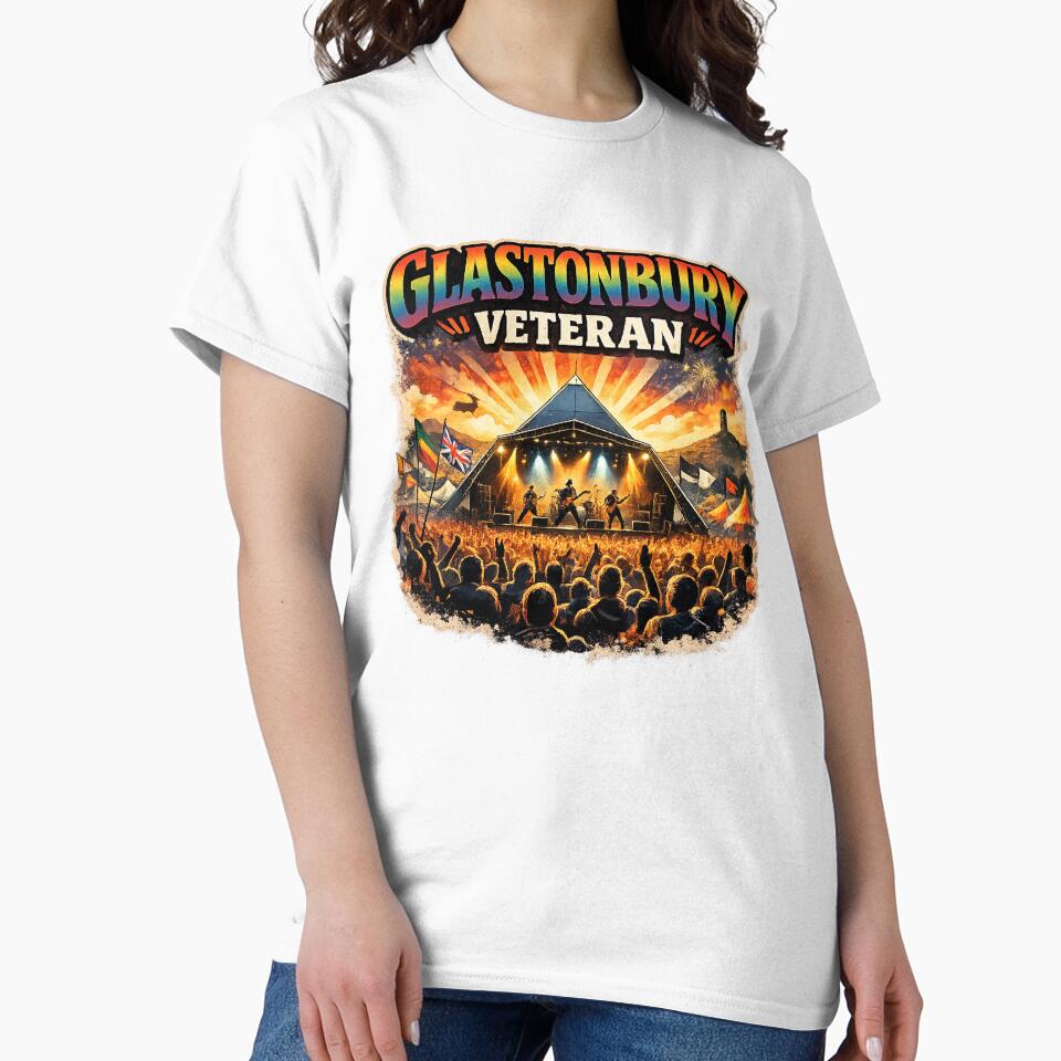 Glastonbury Veteran – UK Music Festival Crowd Retro Design by GarnerSupplyCo