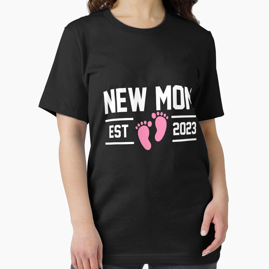 New Mom Est 2023 Baby Girl by goodtogotees