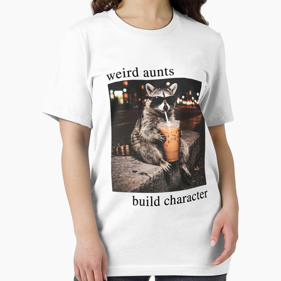 Weird Aunts Build Character by Luxuriouss
