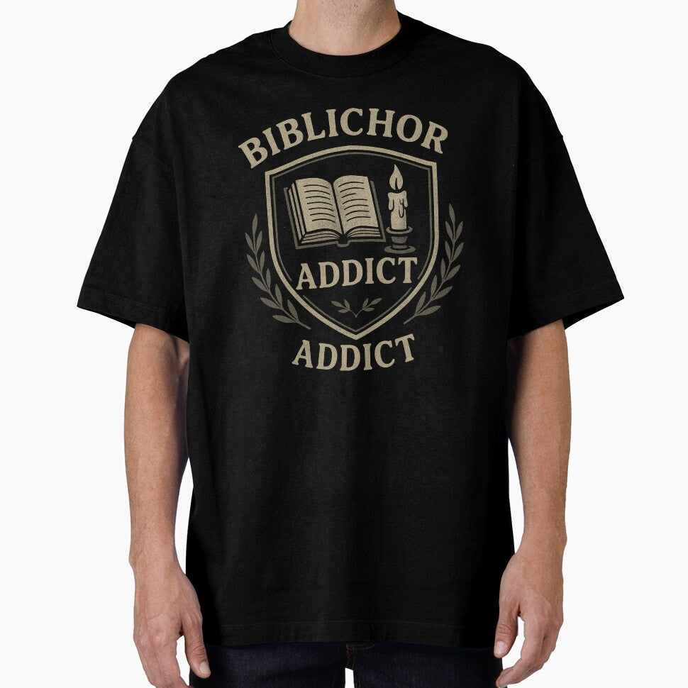 Biblichor Addict – Dark Academia Vintage Book Aesthetic Shirt by Mouraludia