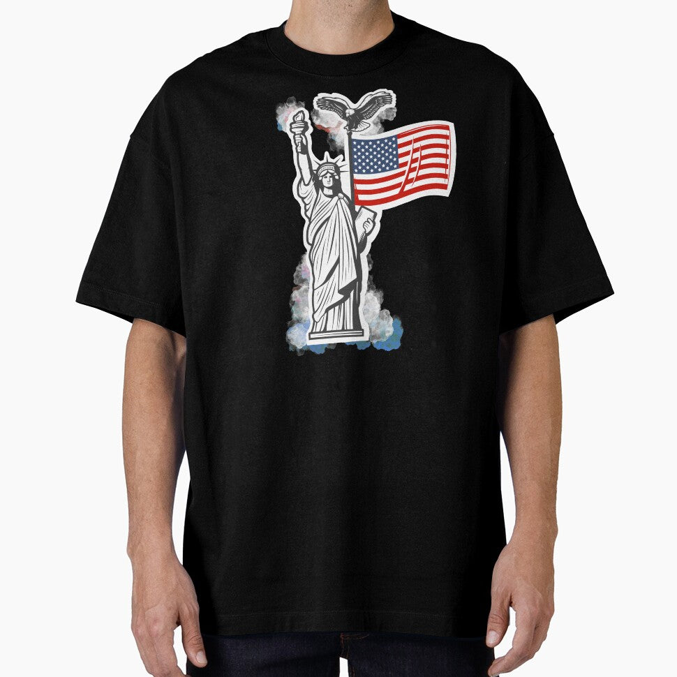 Statue of Liberty (Independence day) T-shirt by BeyoBug