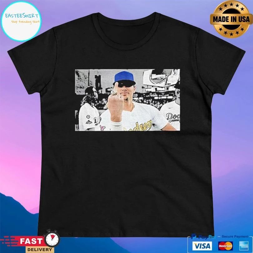 Kike Hernandez Funny Middle Finger Los Angeles Dodgers Baseball Championship Game Day 2025 T-shirts